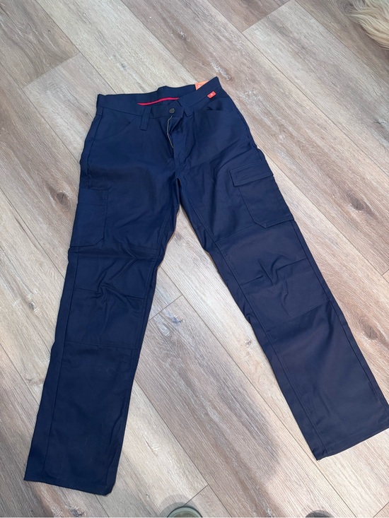 bulwark Other - Bulwark FR cargo 32x33 NWT
